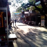 Rishikesh, Laxman Jhula, główna ulica